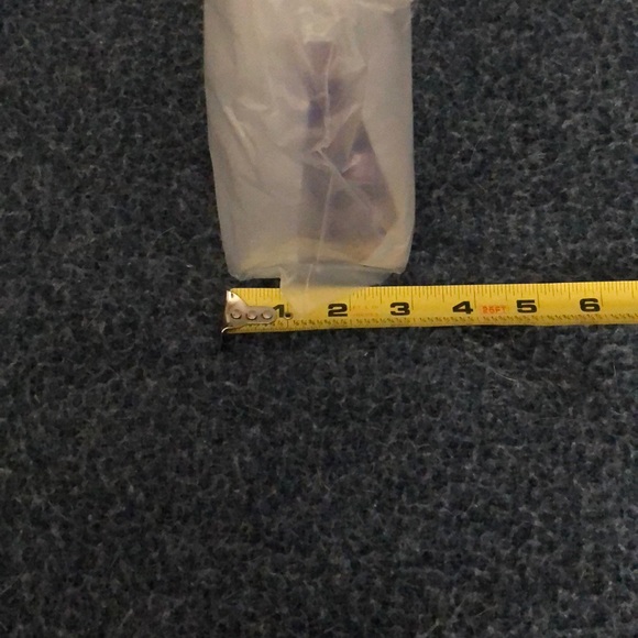 NWT—VS PINK waterproof makeup bag - Picture 6 of 8